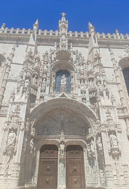 Escapada a Lisboa - Blogs de Portugal - Museo Jerónimos, Descubridores, Torre de Belem, iglesias y atardecederes (44)