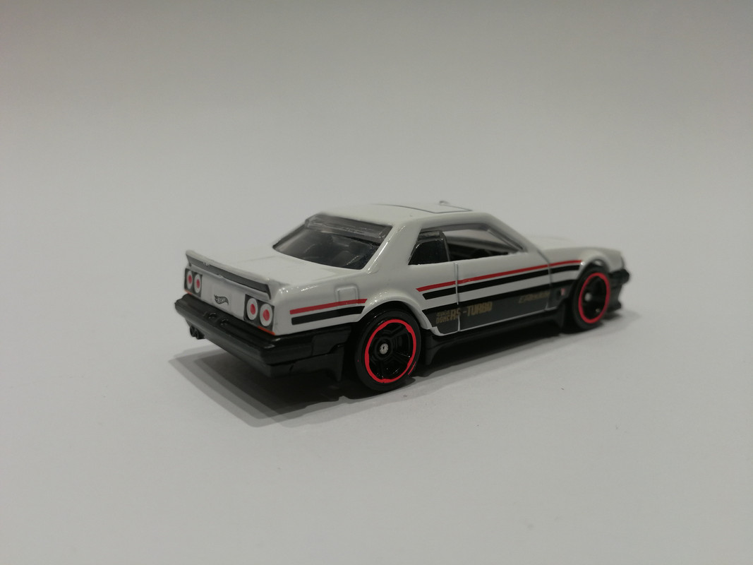 Nissan Skyline R30 (2)