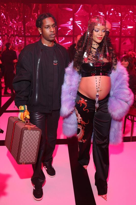 Rihanna incinta del secondo figlio da ASAP Rocky Rihanna incinta del secondo figlio da ASAP Rocky