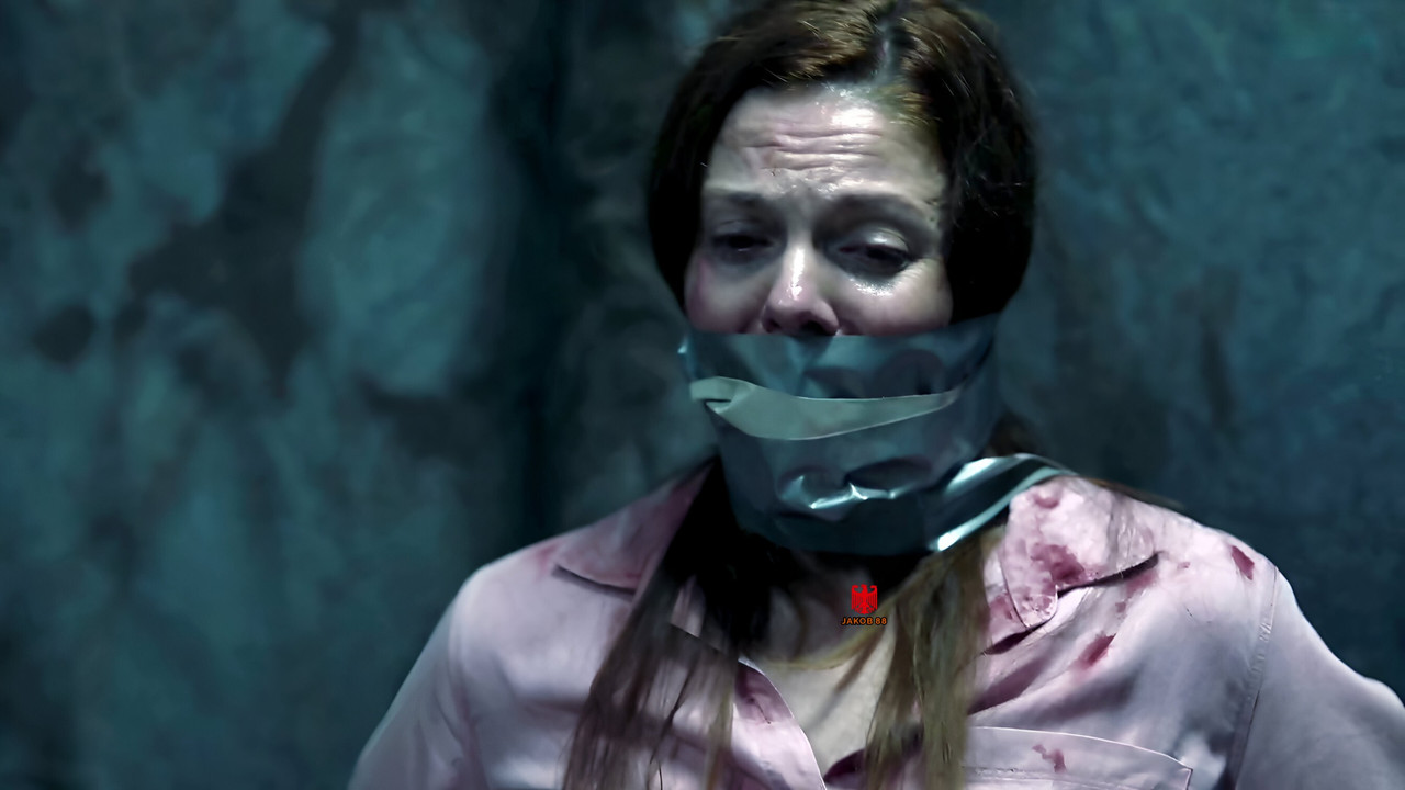 Claire Bronson 21 - Mr. Mercedes S03E10