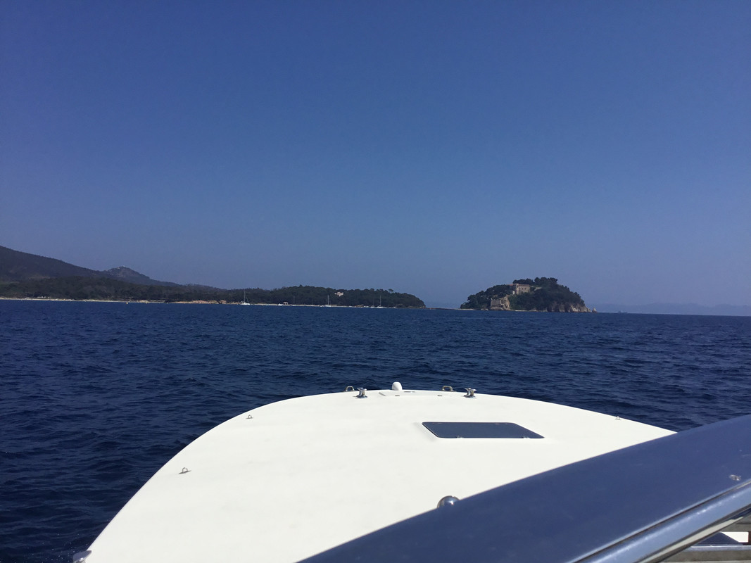 AC22DB3D-3285-4288-B300-F517751E063A