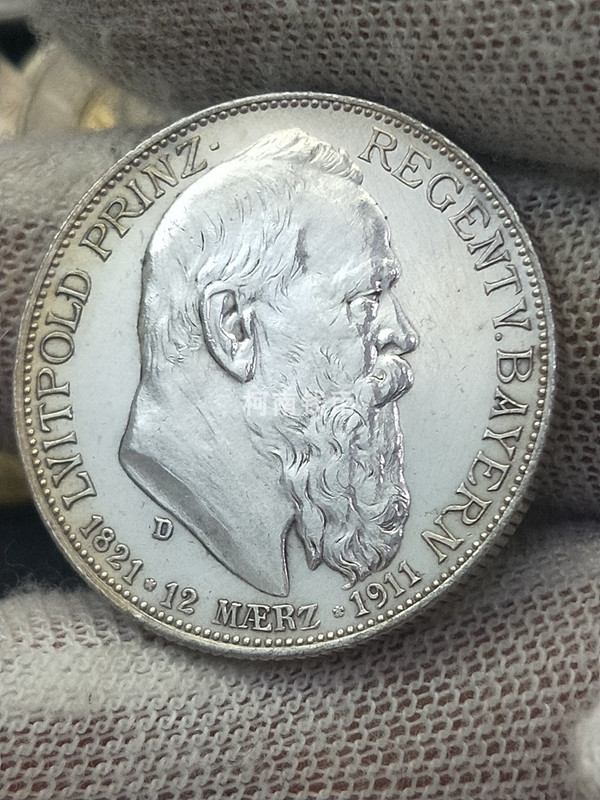 O1CN019wlWiE250YqhY4xHw_!!2642507464