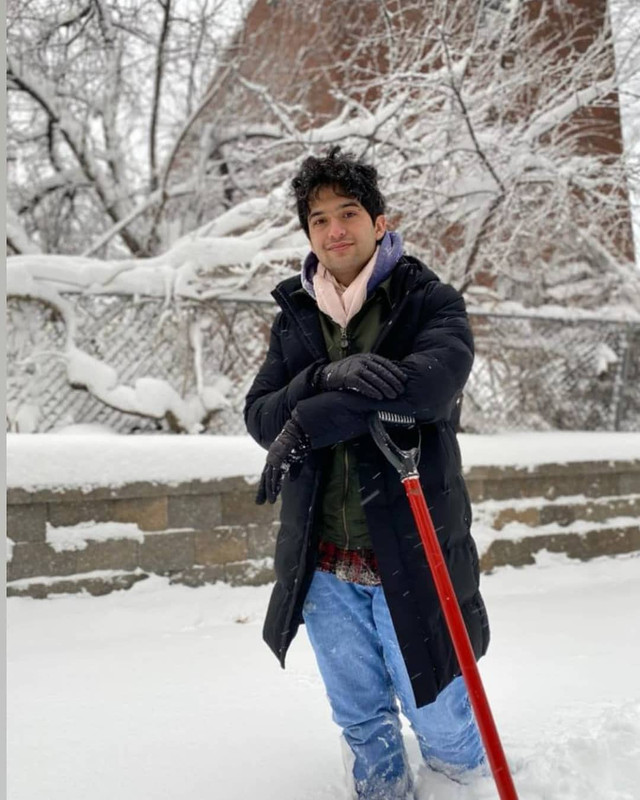 David Jonathan, adik Reza Rahardian yang berparas bule