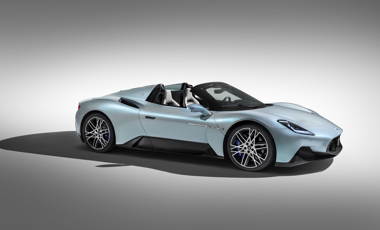 Maserati_MC20_Cielo_studio(2)