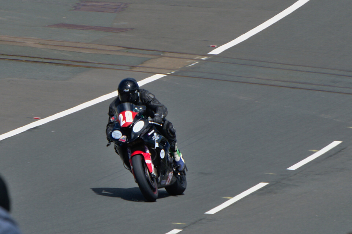 Vmax Tour 2019 au TT à l'île de Man R-DSC8480