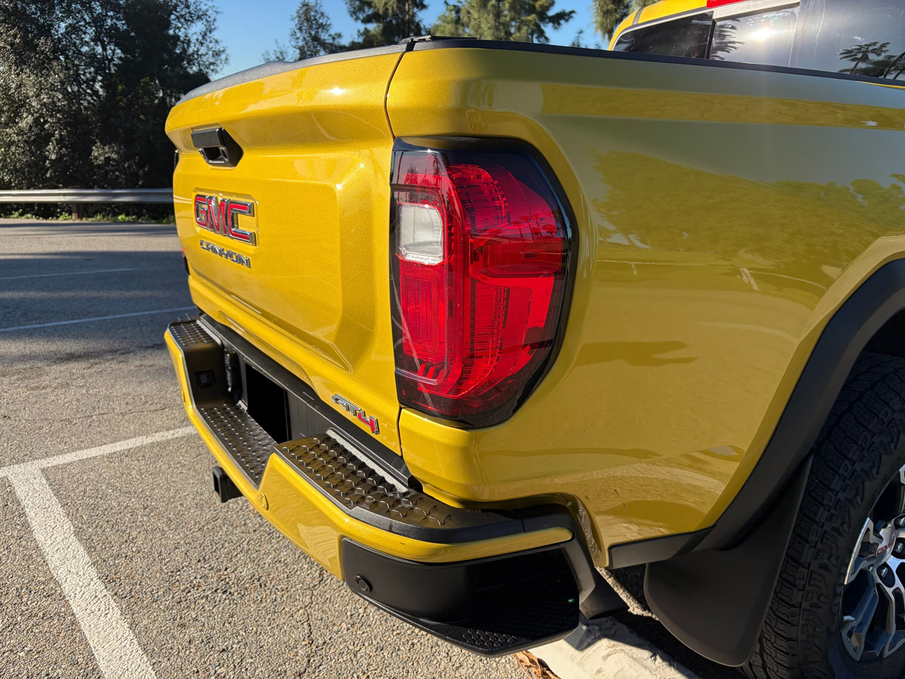 Vehicle thumbnail 14