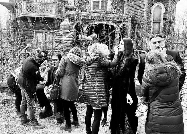 MUNSTERS.jpg