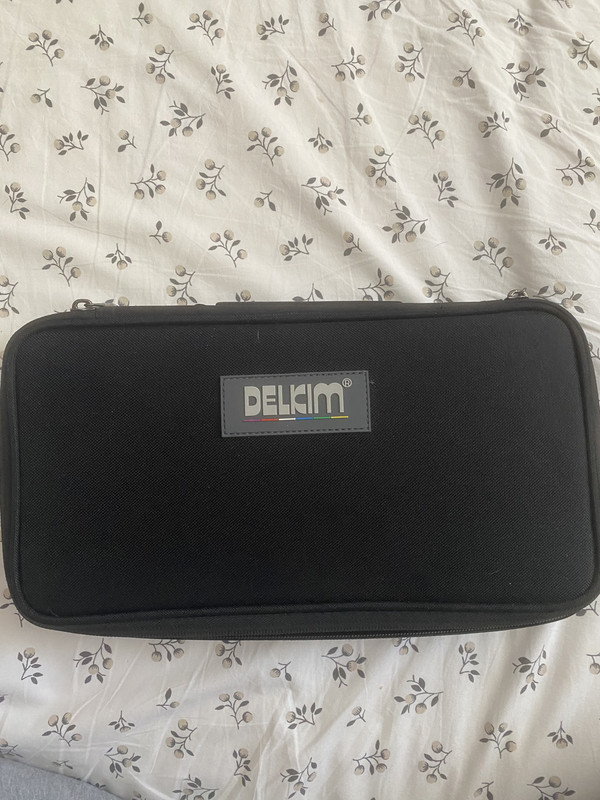 BA8700D5-4B06-487B-AC35-312092F41C3A