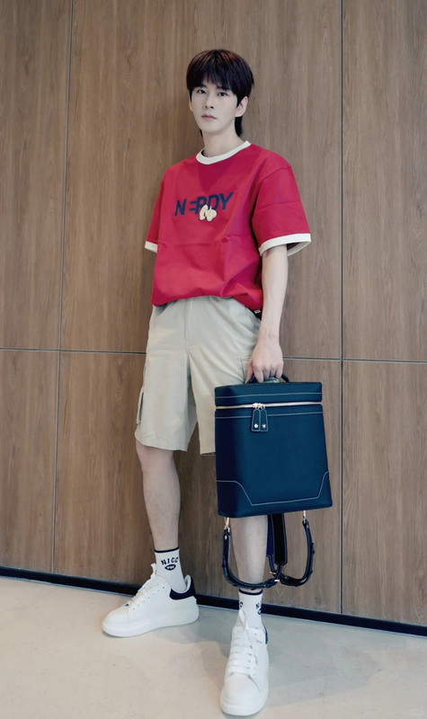 今天做个少年，给时间按暂停键_3_黄宥明_来自小红书网页版