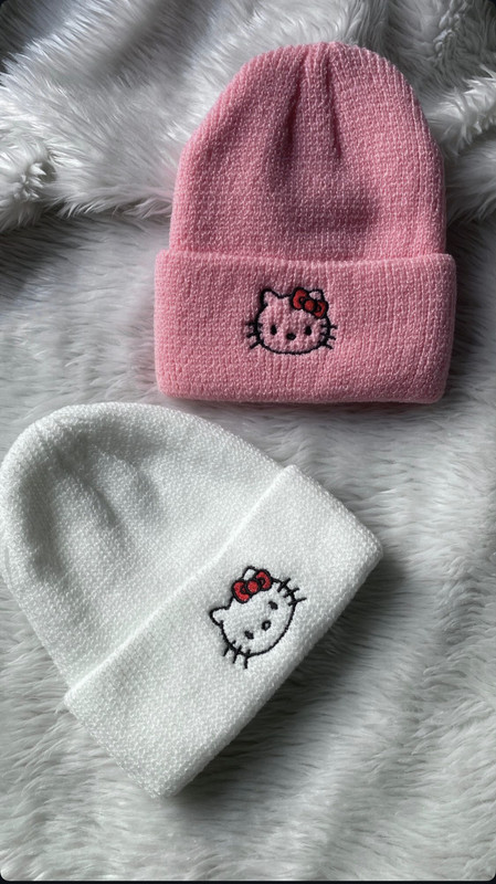 Caps