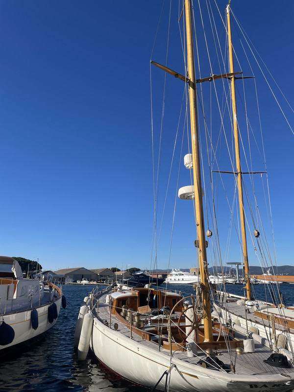 5D294D3A-3EC4-4DFC-BEF8-A500BD2268C5