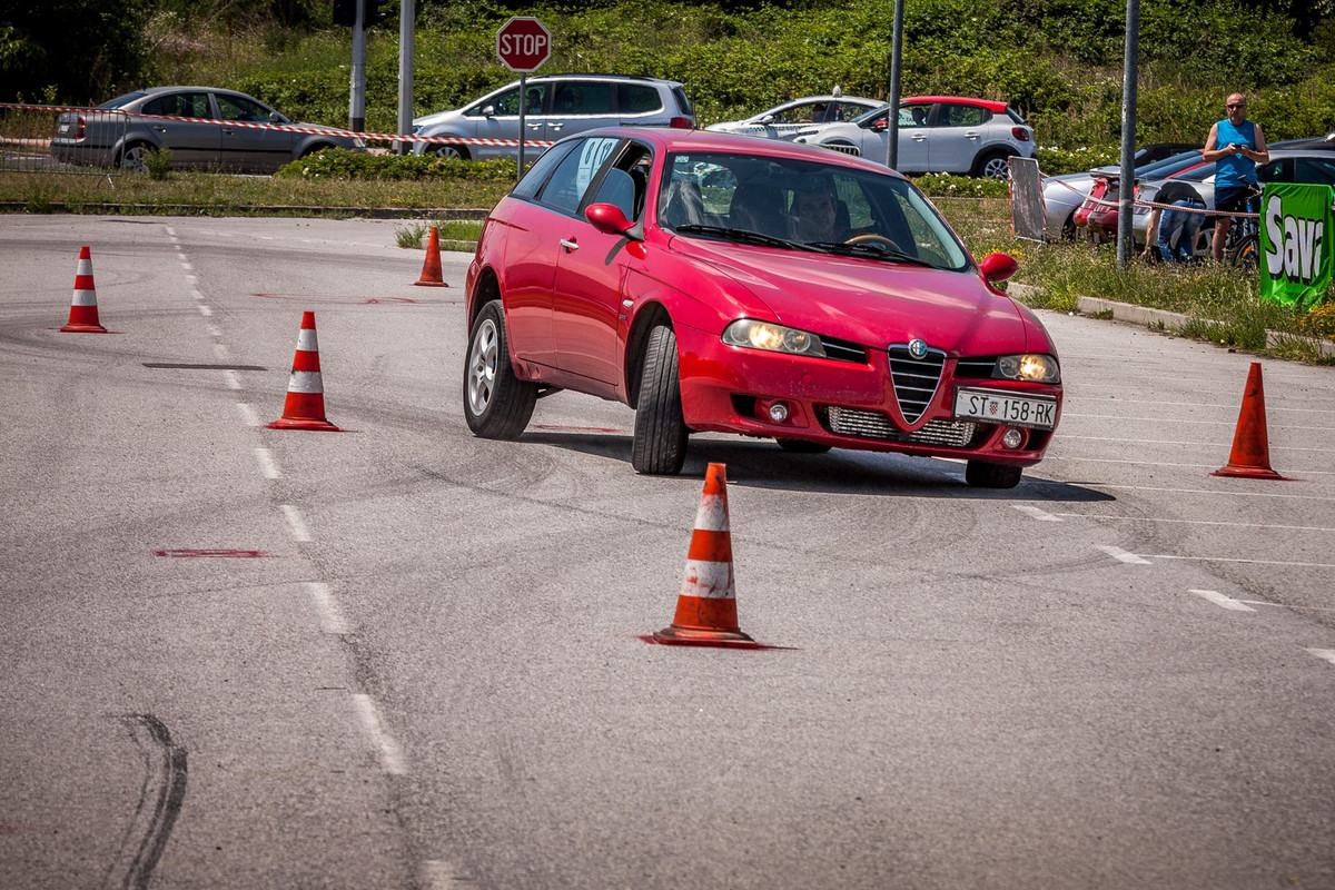 34343777_10214290157581273_6181038197615624192_o