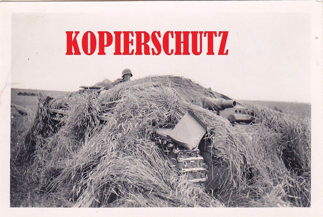 Sturmgeschütz STUG III an der Front mit super Ta