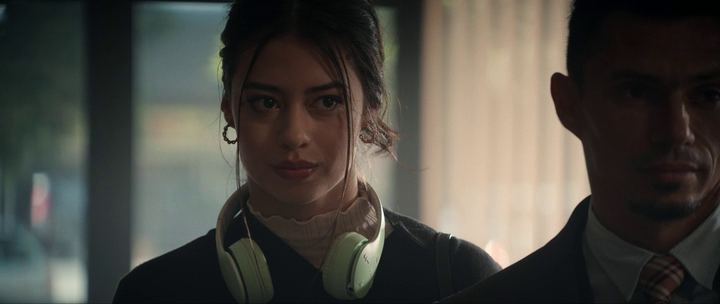 vlcsnap-2025-04-14-21h39m23s425