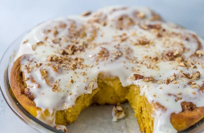 Maple Cinnamon Roll Icing