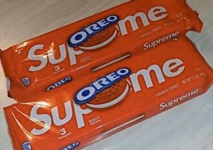 Produk kolaborasi Suprem x Oreo