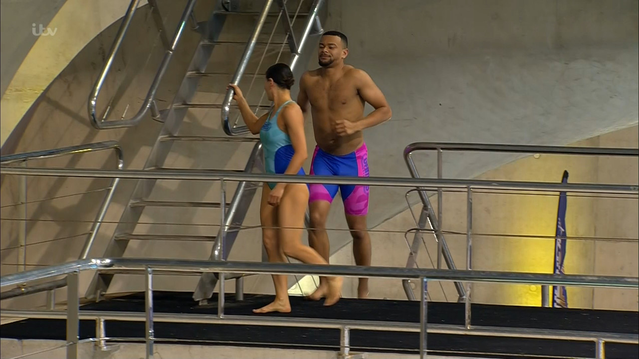 The.Games.S01E02.ts_snapshot_00.35.52.330