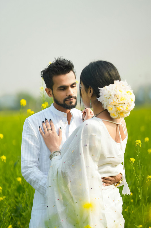 pexels-asifekbal52-20025748