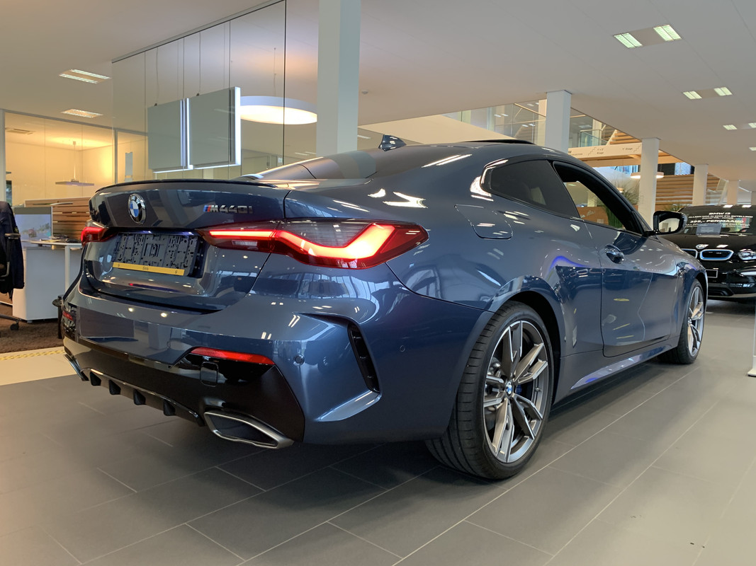 0FB978D2-5DD2-44DF-B78C-60EF648D41BA