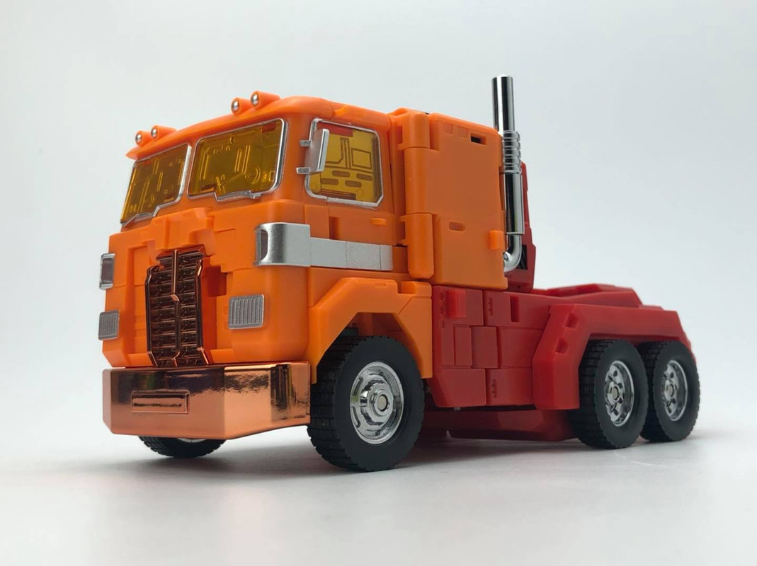 MB-06D-Orange-Power-Baser-39