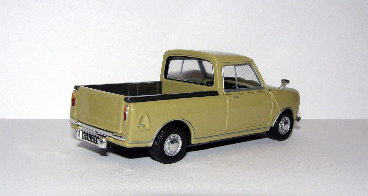 1961 Morris Mini-Minor Mk.I (ADO15) Pickup (Cararama- Hongwell) 2