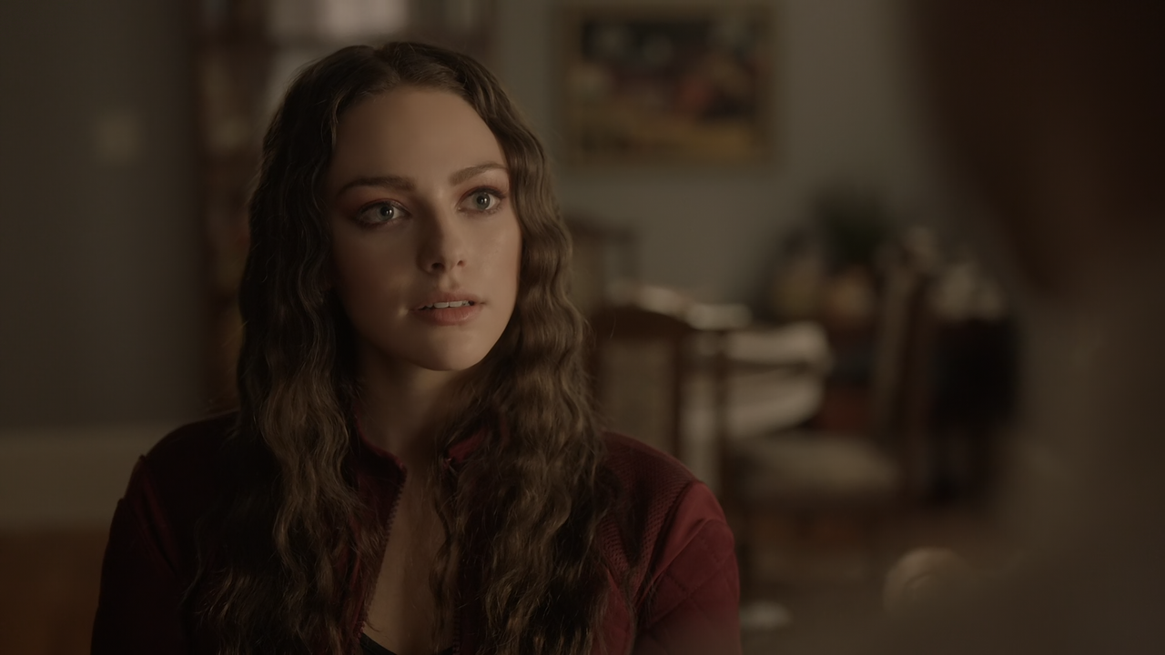 Legacies.S04E06.You're.a.Long.Way.From.Home.1080p.10bit.AMZN.WEB-DL.DDP5.1.HEVC-Vyndros.mkv_snapshot
