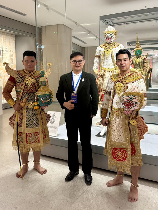 phs-dr-s-khs-nt-waeng-wrrn-ph-ch-wyxth-kar-bd-f-a