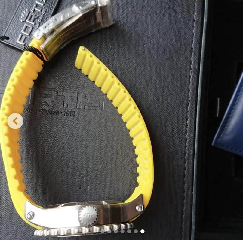 07609871-8BB5-497E-8710-A8883429DD50