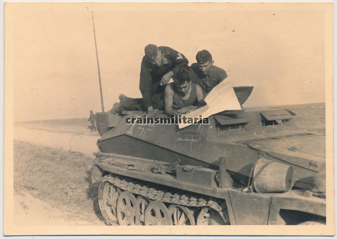 Orig. Foto SdKfz 253 Panzerspähwagen m. Kennung 