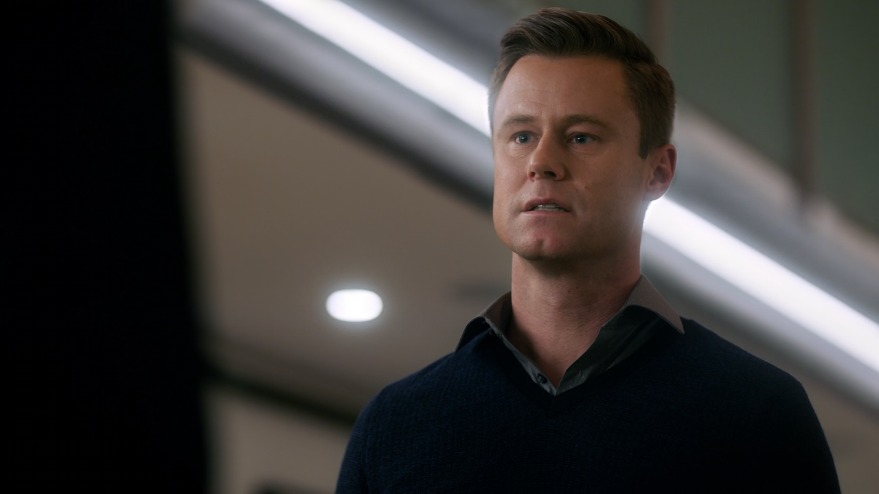 The.Flash.S06E16.So.Long.and.Goodnight.1080p.10bit.AMZN.WEB-DL.AAC5.1.HEVC-Vyndros.mkv_snapshot_18.4
