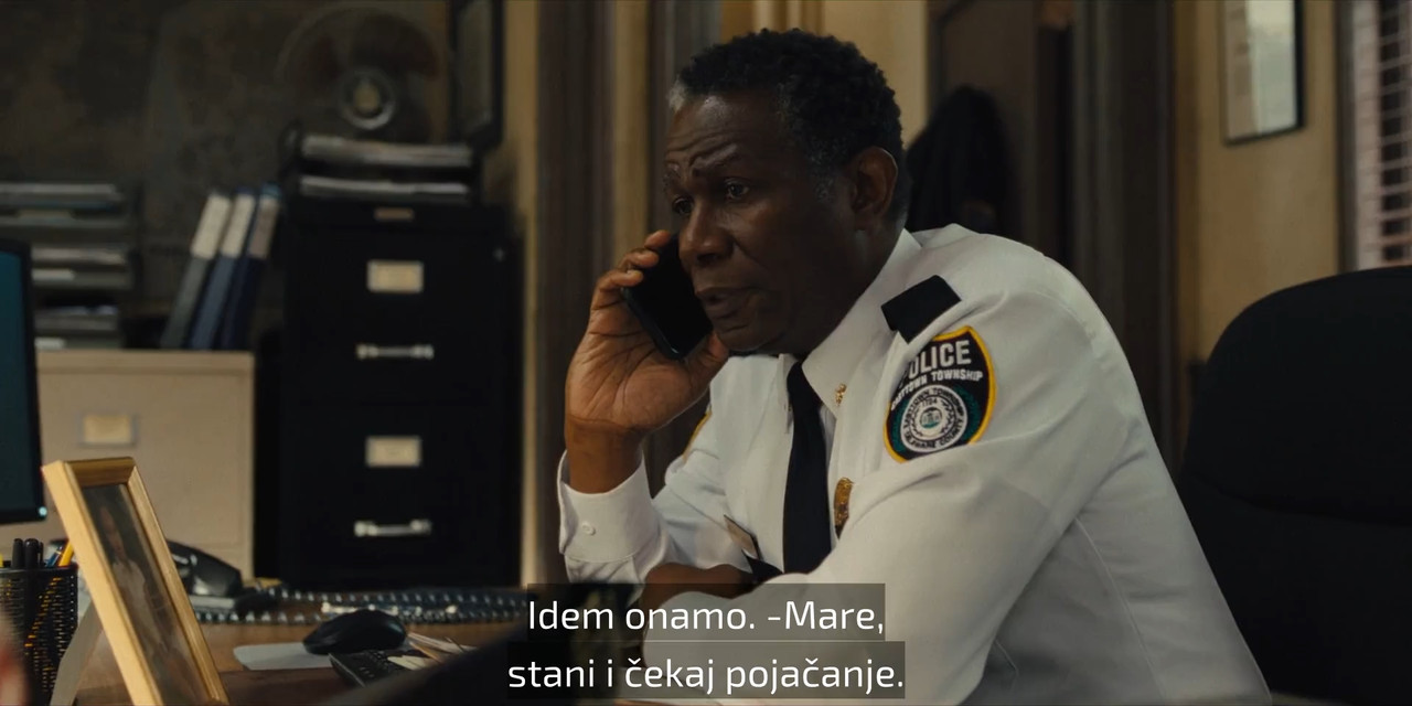 Mare.of.Easttown.S01E06.1080p.WEB-DL.x264.[ExYuSubs]