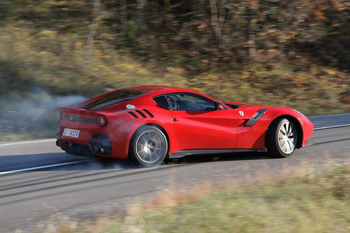 2015 Ferrari F12tdf