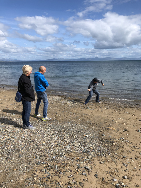 1506C783-B662-4493-B9F0-E19196BEC057