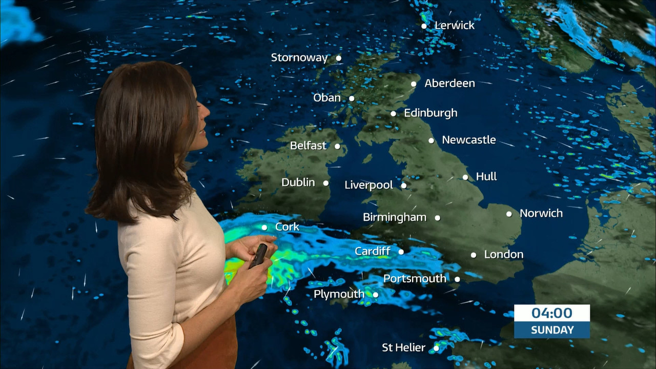 10.01 - 17.15.00 - ITV News Meridian. Local news magazine. Including ....ts_snapshot_03.00.205