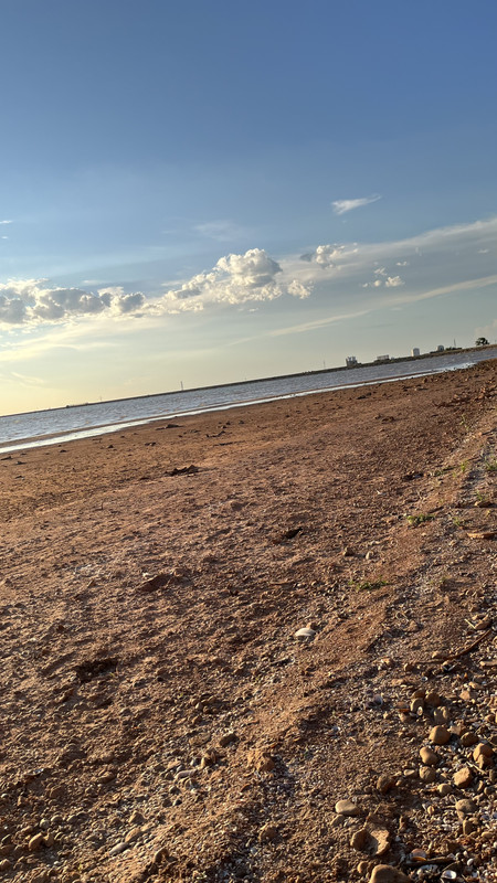 68FFF772-0350-4629-B578-AF82F29180A0