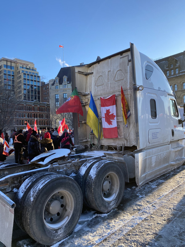 1BCC6564-E5A3-43A0-8899-556EB6A76B4A