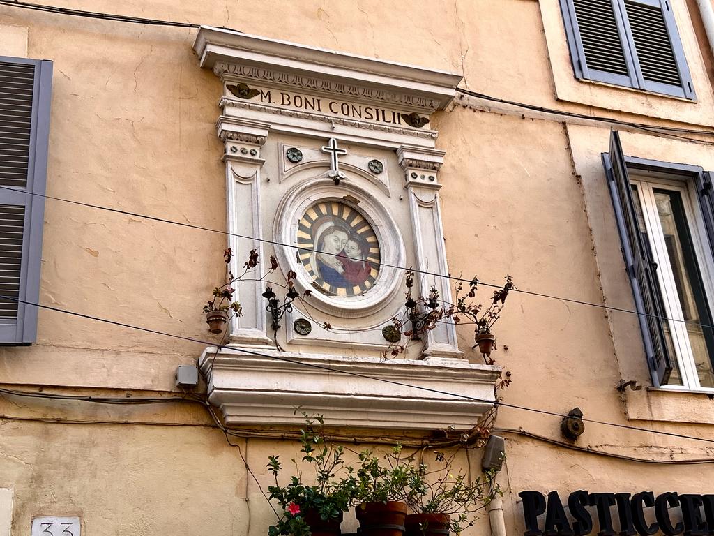 Жаркий сентябрь на побережье Тирренского моря.