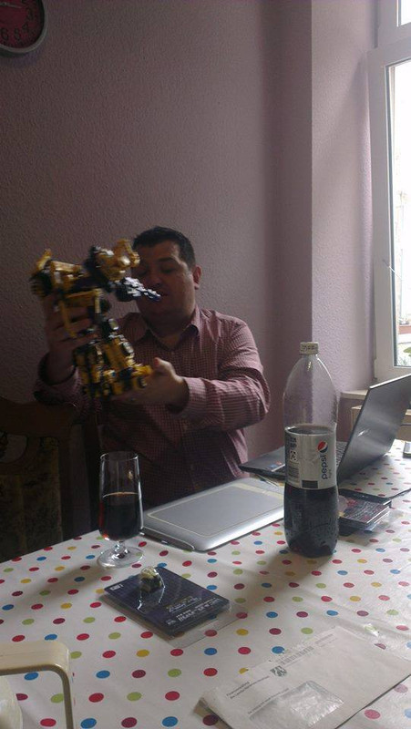 10345759_744397075628632_1141591479222462092_n