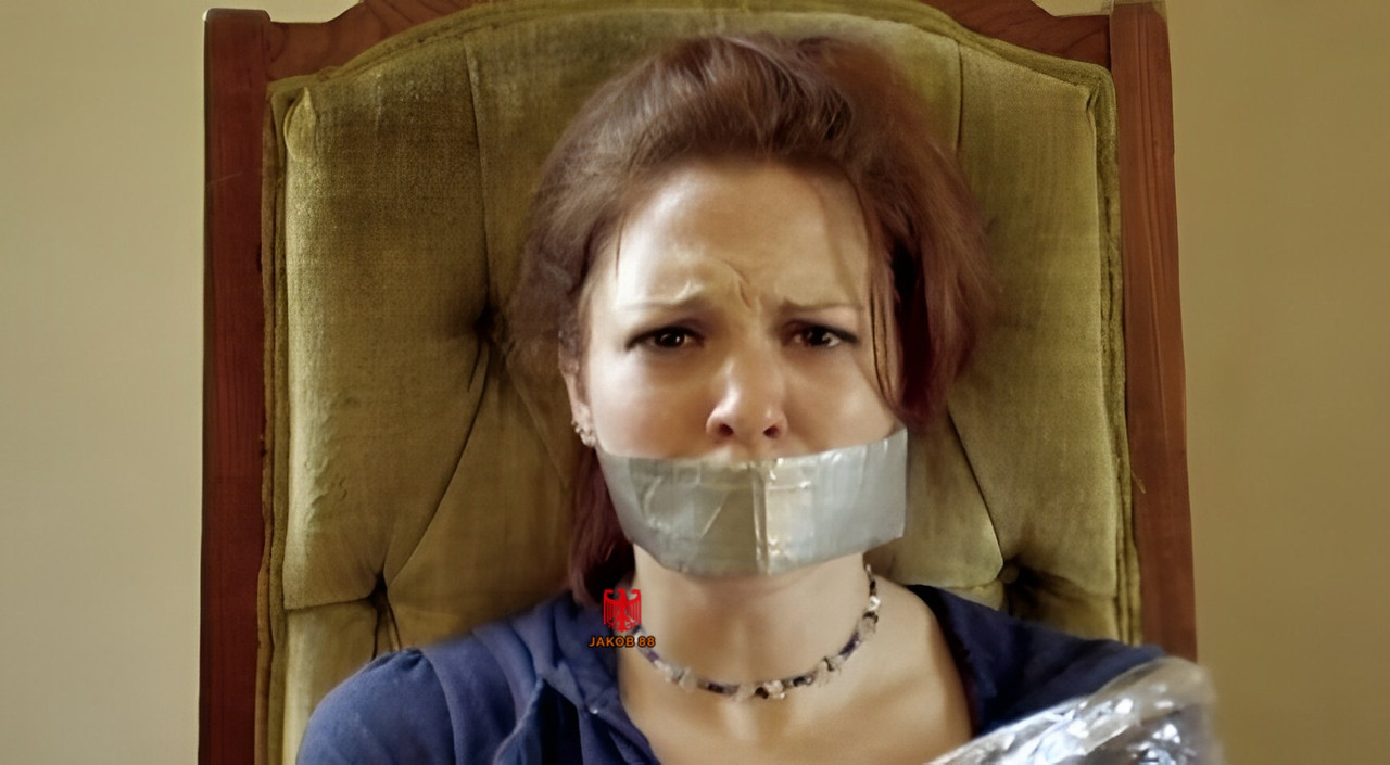 Grace Anne Rowan 7 - Handlebar 2010