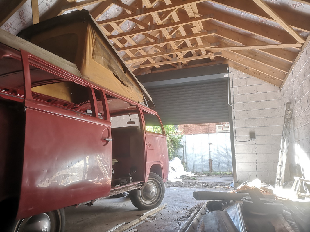 3B40019E-480D-44D4-ADD0-689A1B045BD7