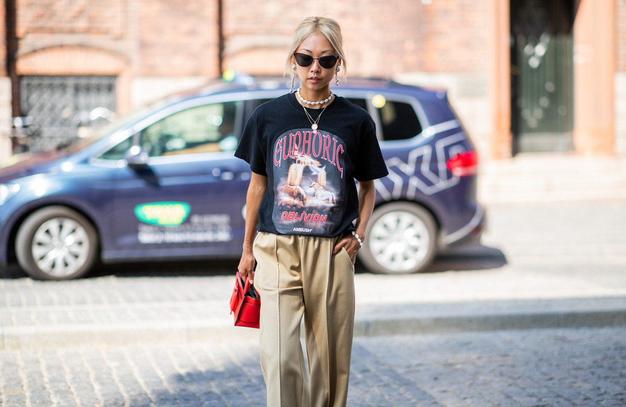 style graphic tees without looking like a kid