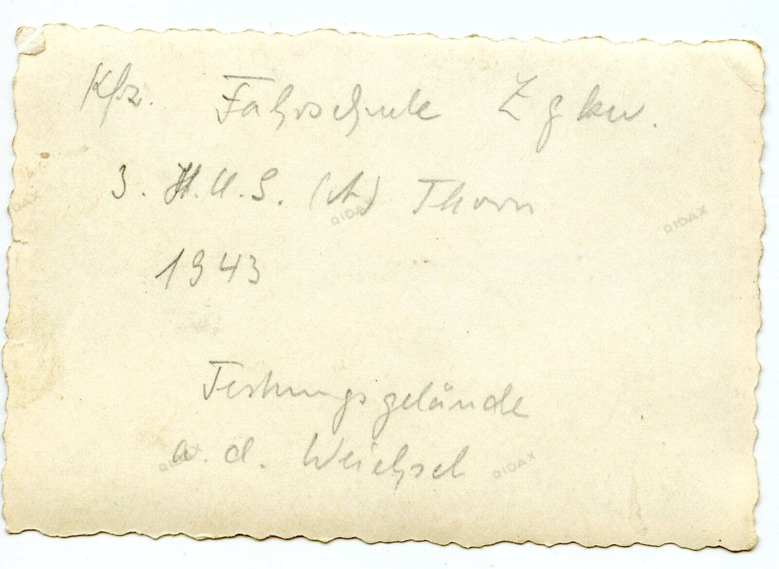 B22 Foto WH Fahrschule Sd.Kfz. 9 s Zugkraftwagen 18 t bei Thorn an der Weichsel (1)