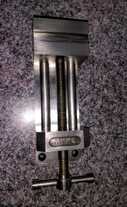 Rod_s_Vise_6.jpg