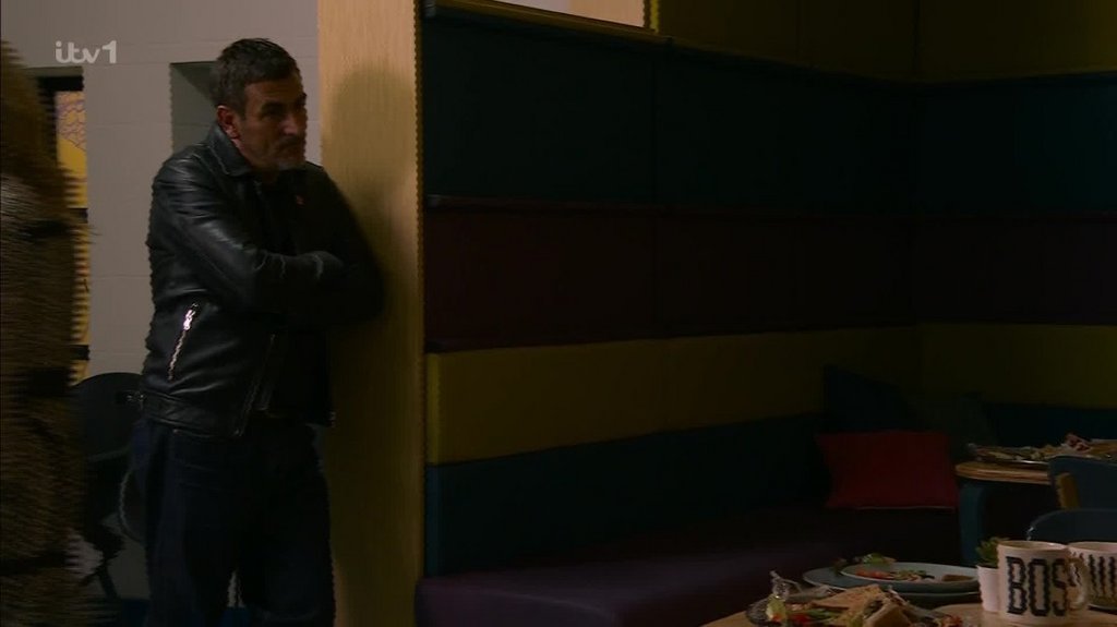 [Image: gs08twtf69hs.jpg]