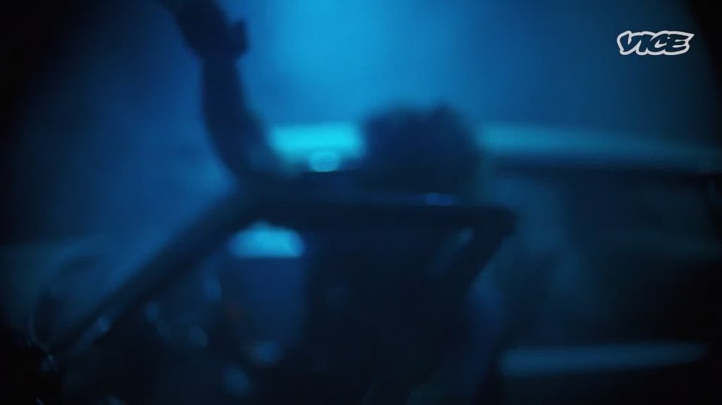 [Image: d8n47r6gdsgf.jpg]