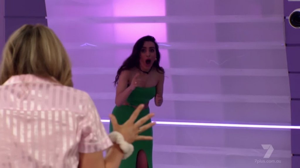 [Image: j7um6vn62zhk.jpg]