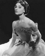 Audrey-Hepburn-me98