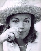 romy-schneider-jx17