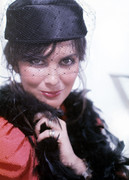 Caroline-Munro-c77