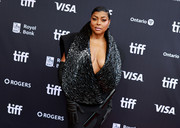 Taraji-PHenson-Cleavage26TIFF295